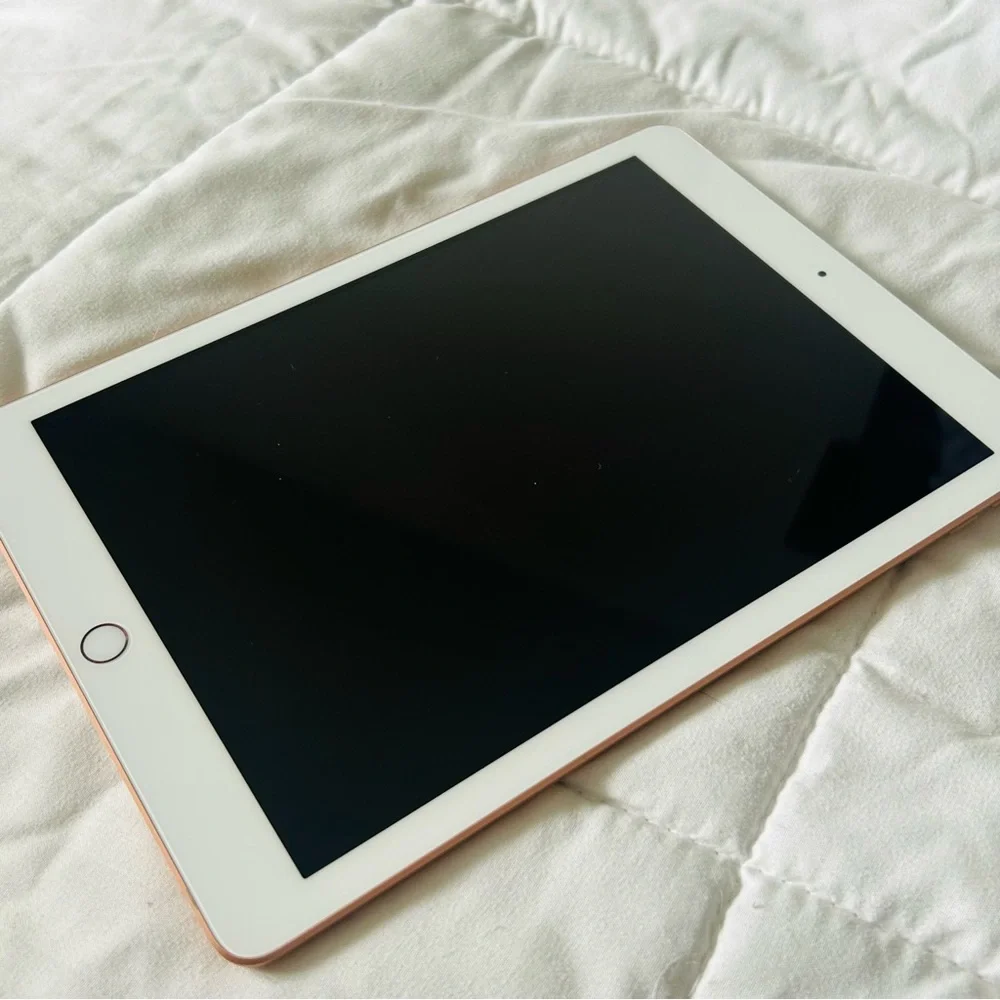 Apple iPad 6th Generation 32GB